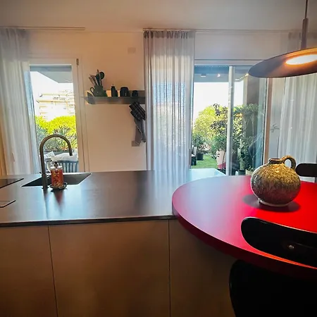 Apartamento Loft Damare Terrazza Giardino Privata *